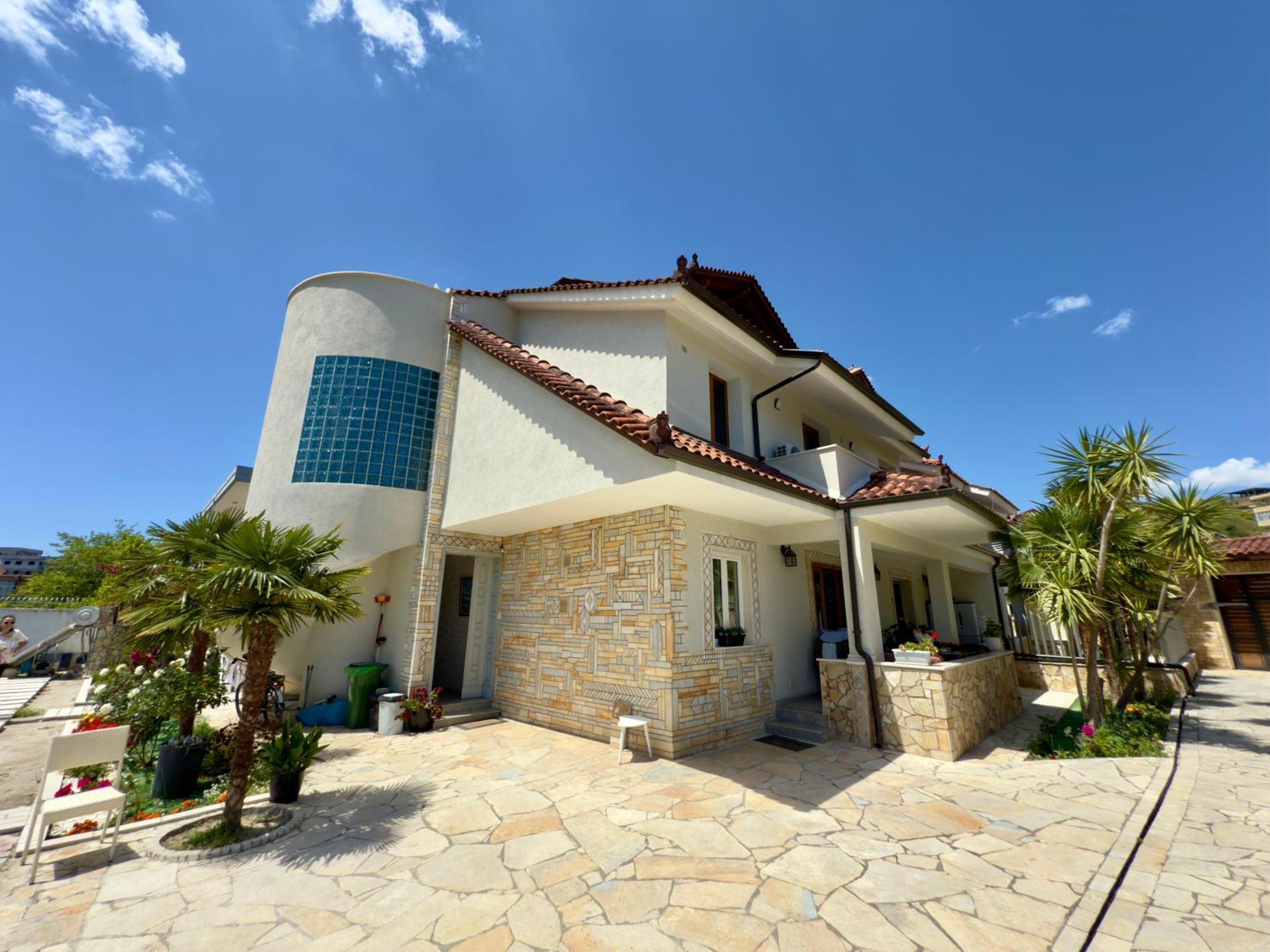 Villa Ida Apartments Vlorë エクステリア 写真