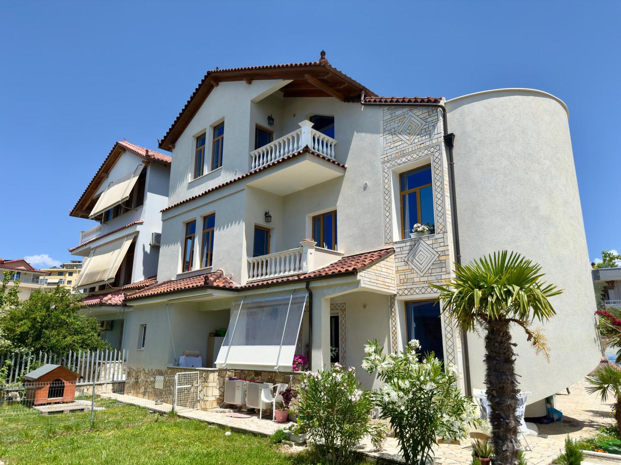 Villa Ida Apartments Vlorë エクステリア 写真