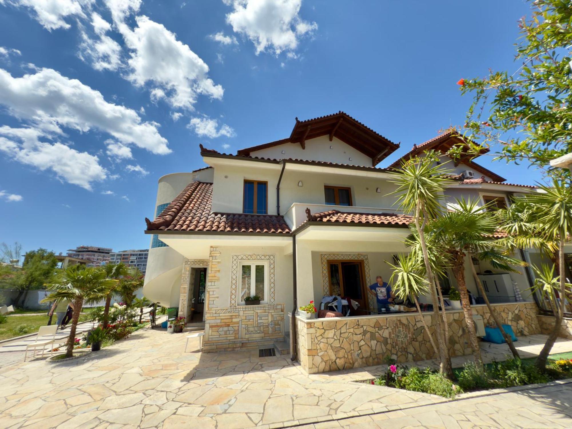 Villa Ida Apartments Vlorë エクステリア 写真