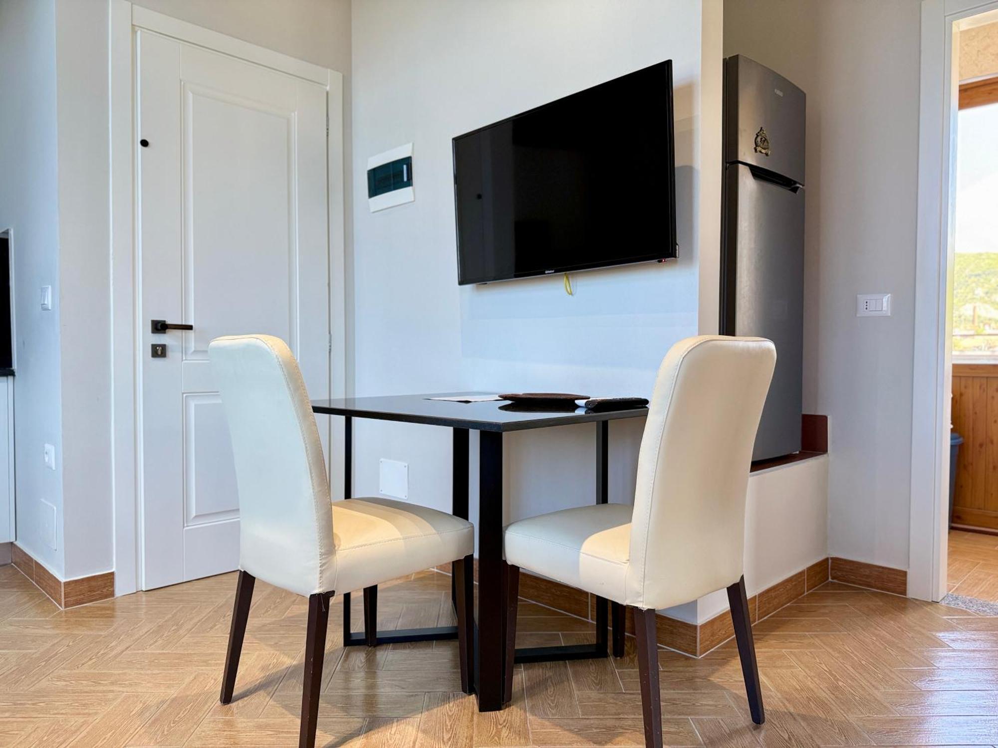 Villa Ida Apartments Vlorë 部屋 写真